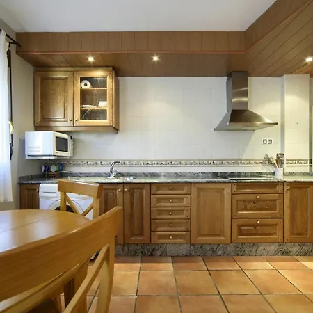 With 2 Bedrooms In With Wifi