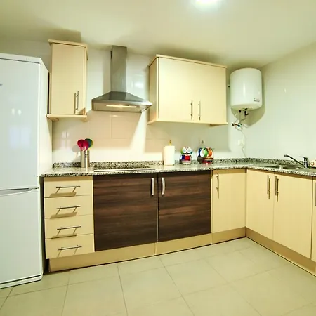 Apartmán With 2 Bedrooms In With Wifi Gúdar